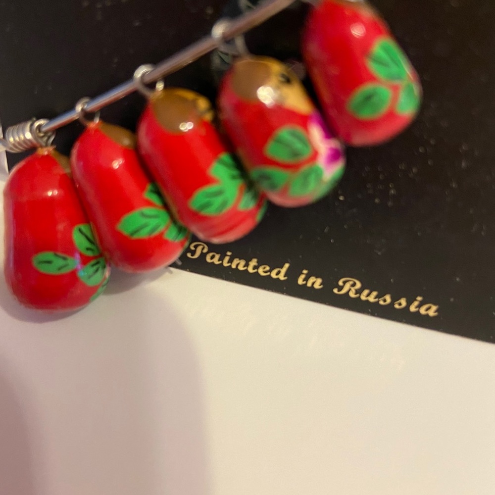 Russian Stacking Doll Pin.. - Picture 4 of 5
